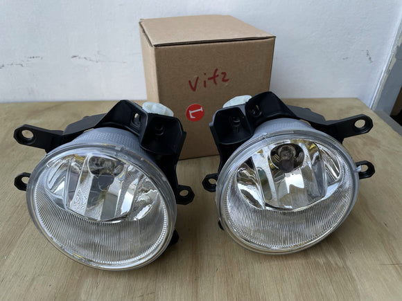 Toyota Vitz Yaris Camry Corolla & More Fog Lamp Light 2014-2021