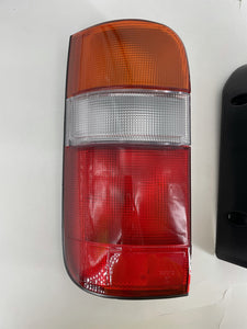 Brand New! Toyota Hiace Tail Light Taillight 33-08031 1989-2004