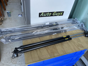 Pair 77cm Toyota Hiace Tailgate Gas Struts Van ( Wide body ) 2004-2019